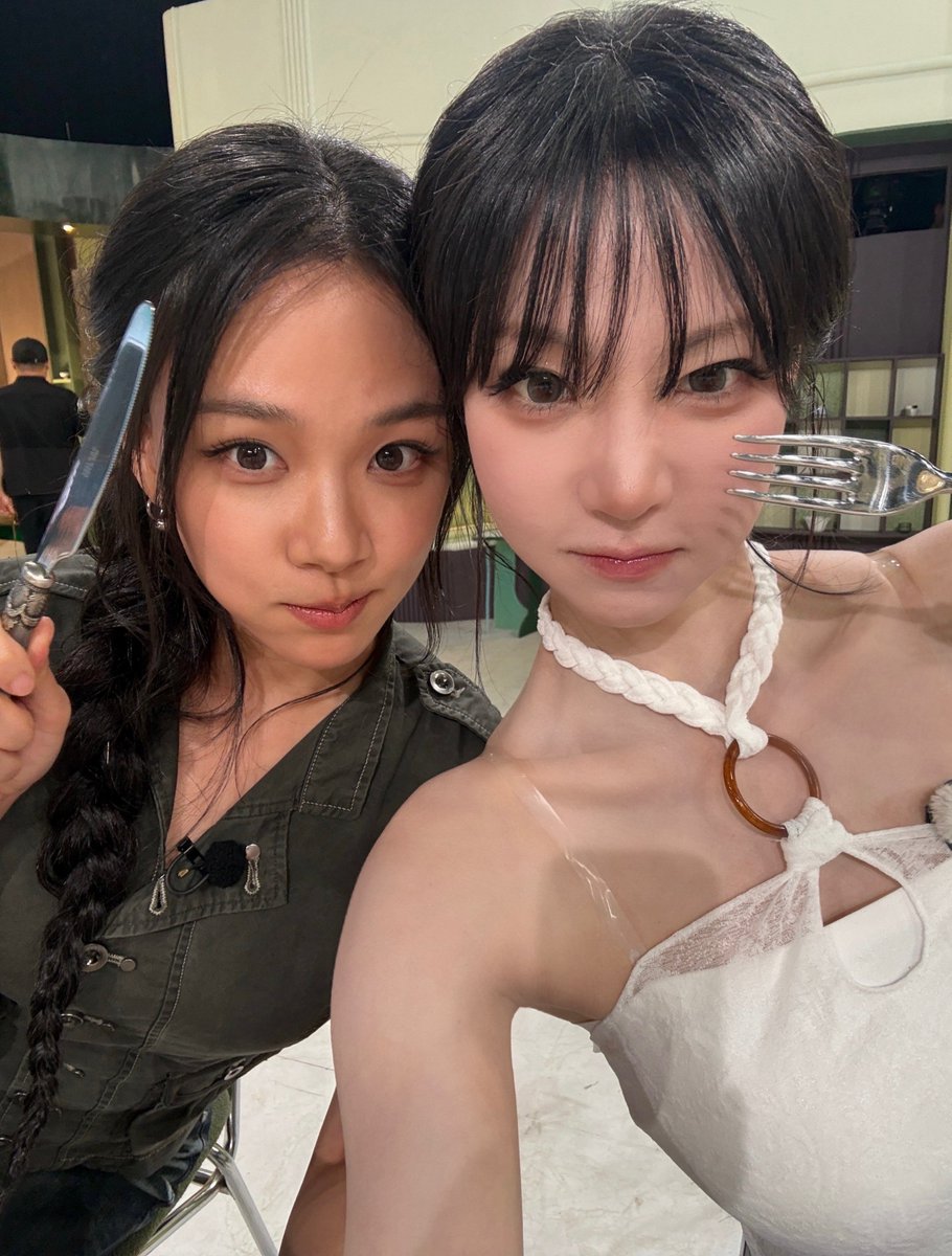 triplescosmos's tweet photo. Mukbang시작

#tripleS #트리플에스
#NaKyoung #나경 https://t.co/x4CWd1PWYA