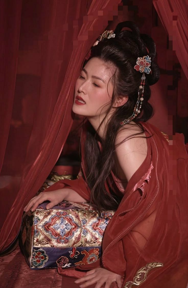 KAILINKS001's tweet photo. 30 Asian Movies with lots of s*x scenes.

A Thread 🔞👇🍿 https://t.co/24C3pzC9PV