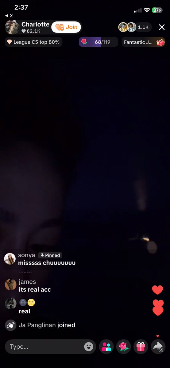cv_aiah's tweet photo. wdym janc got shy the moment sonya commented on her live 🤣🤣🤣  and saying it suddenly became hot 😭😭😭 

#ลูกหมีซอนญ่า #LMSY https://t.co/8e0t2xyICE