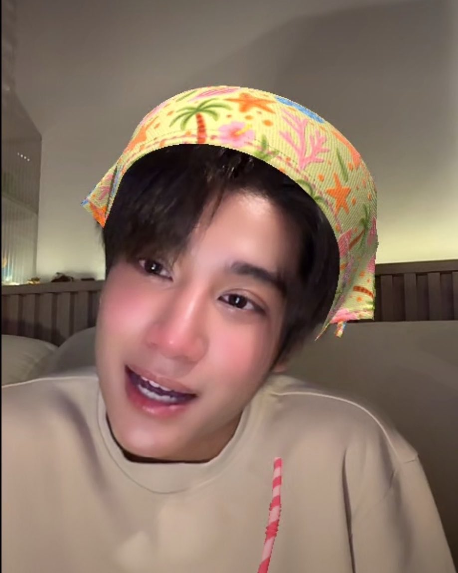 lazynerdy_'s tweet photo. รักเคะฮะ เมะเผลอแล้วเจอเฮียแน่ ๆ อย่าเผลอเชียวนะ https://t.co/OGV48TXAvw