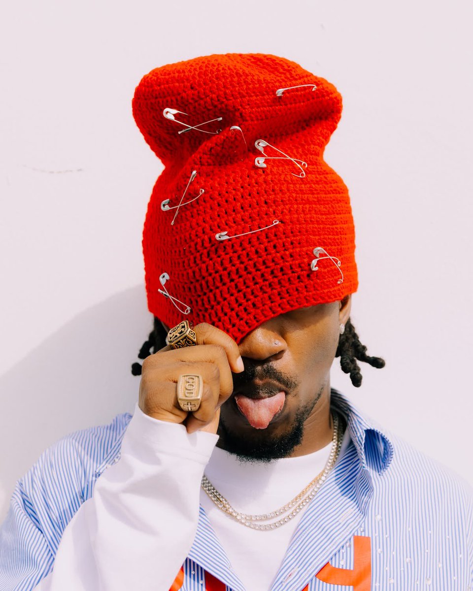 ThatGirlDML_1's tweet photo. @onlyonekoro I am a crochet artist. 
I make handmade crochet accessories and wears. 
Beanies are 8,000-15,000
Shirts are 35,000-50,000 https://t.co/cG0Ba0Luvu