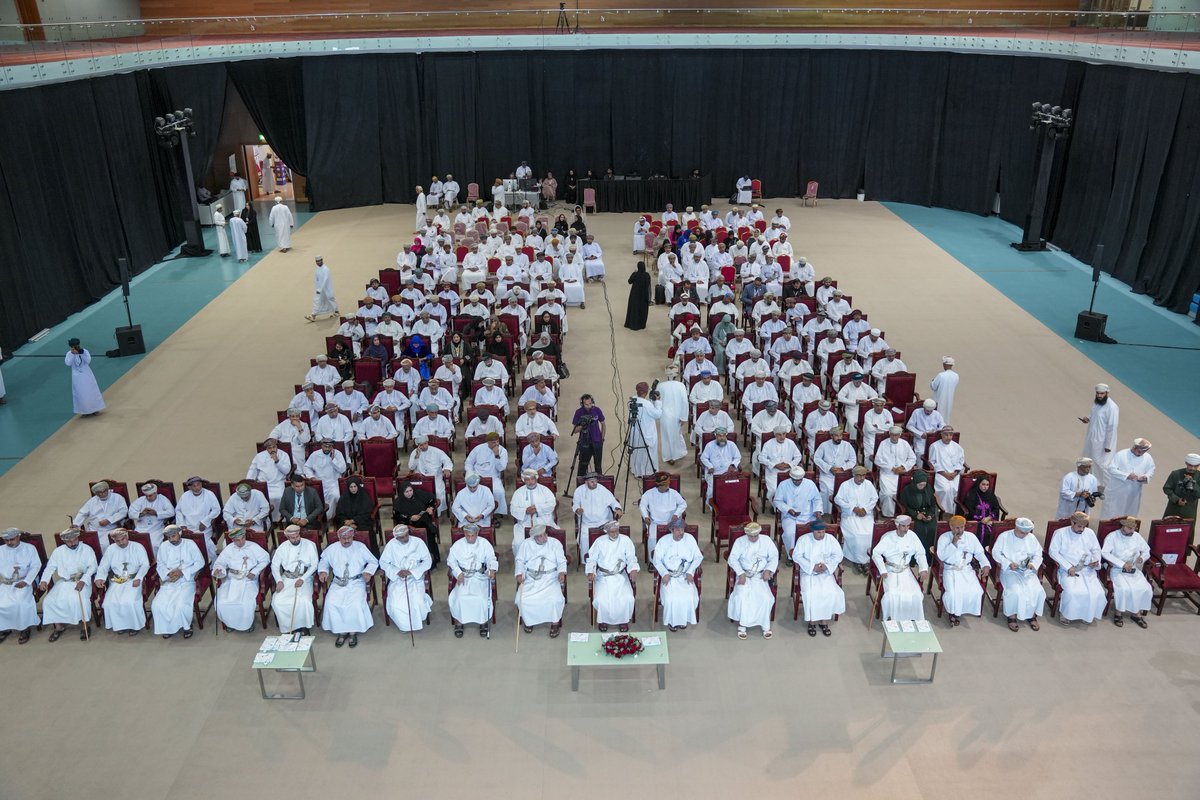 Alhinai2016's tweet photo. بمشاركة تتجاوز 200 صحفي وإعلامي..
إنطلاق #الملتقى_الصحفي_بظفار_5 تحت رعاية معالي الشيخ سالم بن مستهيل المعشني، المستشار بديوان البلاط السلطاني، جرى خلال الافتتاح تدشين تقرير الحريات لعام 2025 وندوة حول “الإعلام والذكاء الاصطناعي” وتدشين الموقع الإلكتروني الجديد للجمعية. https://t.co/irwf5wwye8