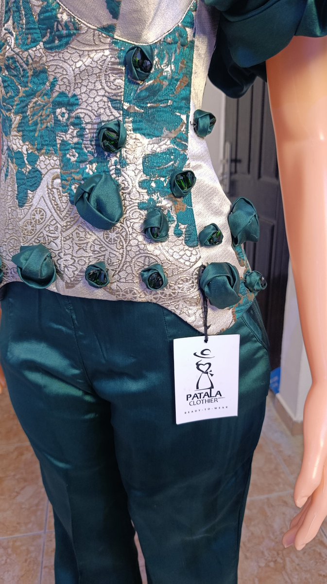 PatalaClothier's tweet photo. A corset that snatches, pants that flow, and a set made to turn heads. 
Designed and crafted with intention because your outfit should feel just as good as it looks.

Send us a DM ☎️ 070 6868 2229 to order.

#CorsetSet #TwoPieceSet #MadeToMeasure #CustomFashion #Womenswear https://t.co/hUJ4nQt6HZ