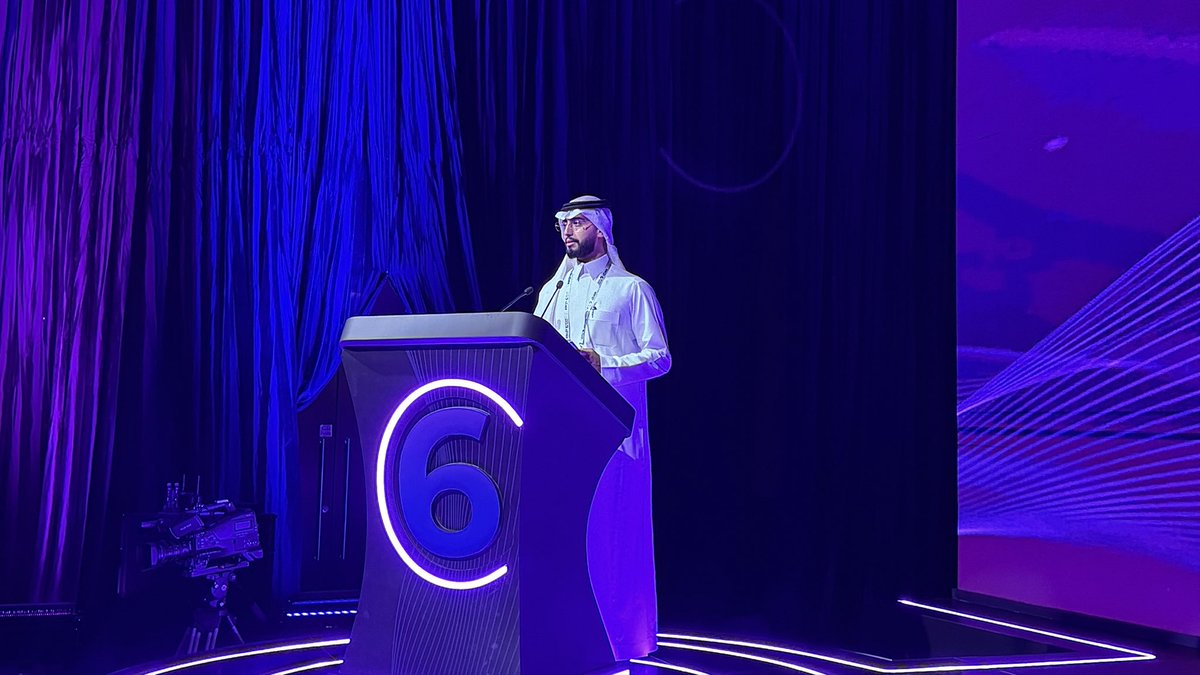 MJD_8888's tweet photo. فخور بكوني عضواً في اللجنة المنظمة لمؤتمر #SSCP26 ✨، من مراحل التخطيط الأولى وحتى ختام المؤتمر، وكان لي شرف استضافة وتقديم عدد من الجلسات خلال أيامه.

الشكر موصول لرئيس اللجنة الأستاذ الدكتور @87HISHAM ، ونائب الرئيس الدكتور @malrashedm ، على قيادتهم ودعمهم المستمر.🙏🏼

كما أتقدم بالشكر لجميع زملائي في اللجنة المنظمة على تعاونهم، وحرصهم، وروح الفريق التي رافقت العمل من البداية للنهاية.

#SSCP26