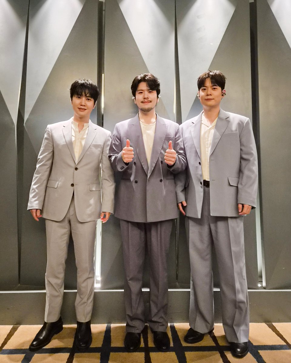 official_lapoem's tweet photo. 식약처 2026 화장품의 날 기념식

대체할 수 없는 K뷰티💖
세계에서 K뷰티가 더 성장하고 꽃피울 수 있도록
라포엠이 응원하겠습니다❗️

#LAPOEM #라포엠 #화장품의날
#유채훈 #최성훈 #정민성
#YouChaehoon #ChoiSunghoon #JeongMinseong https://t.co/PGdp2LUgOG