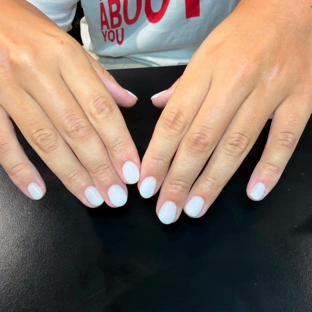 KidKanye17's tweet photo. WHITE. CLEAN. ICONIC. Less is more. Semipermanente bianco, eleganza pura. Pharaoh Beauty Salon https://t.co/PUBK21l4IF