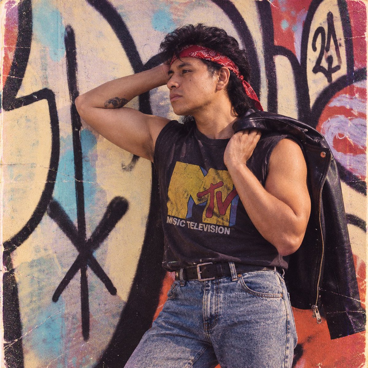 dantemition's tweet photo. ✨ Serving 80s MTV fantasy 📺⚡️ #80sAesthetic #MTVStyle #80sFashion #RetroVibes #80sTrend #VintageLook #Throwback https://t.co/fCbFrEOKYU