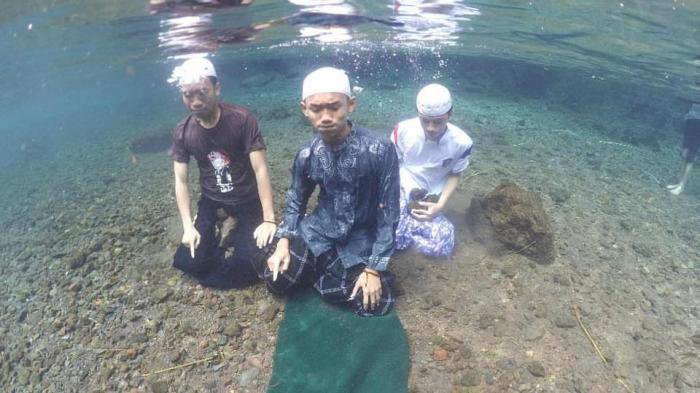 alpramzolam's tweet photo. islam ala prabowo https://t.co/xQfeRgyCUm