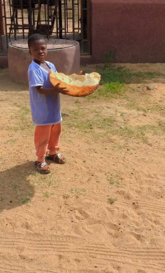 eludayo_1's tweet photo. What do you call this in your area? https://t.co/GQWN27QwOs