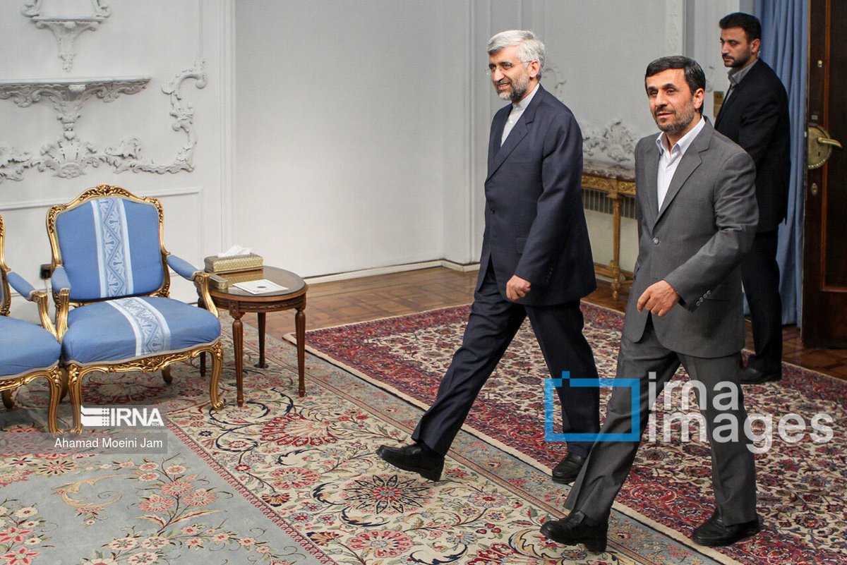 meysam_che's tweet photo. +بریم مملکتو به گوه بکشیم سعید؟
- بریم محمود جوووون https://t.co/2rAYCBGKQy
