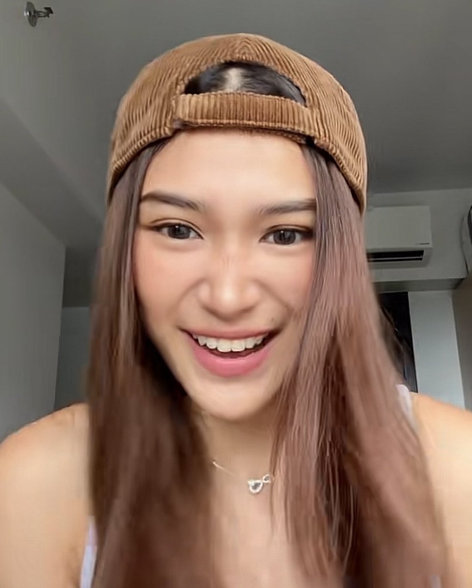 siULANtoBakit's tweet photo. huhu ang pogi pogi pogi pogi pogi 😭😭😭 https://t.co/o4yCfroqOv