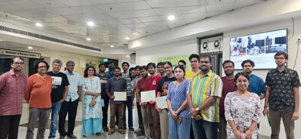 InScightIISERK's tweet photo. A reunion of minds! ✨ On 28th Aug, InScight Magazine past, present &amp; new members came together. Felicitated contributors with certificates &amp; discussed upcoming works. Grateful to Advisors Profs. S. Basu, A. Bhadra, S. Bandyopadhyay &amp; guests Profs. A. Banerjee &amp; T.K. Sengupta! https://t.co/i6ML2AftGl