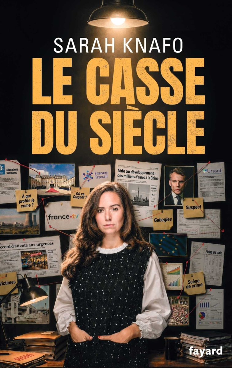 Mileistesfr's tweet photo. On a lu le livre de Sarah Knafo. N’y allons pas quatre chemins, il est magistral. Avec un très gros bémol tout de même…

Magistral parce que si dix millions de Français lisent ce livre, le pays est sauvé.

Le procédé est malin. Le diagnostic sur la maladie du pays, habituellement réservé aux férus d’économie ou de politique, est ici une enquête, un polar. Et ça fonctionne. Ça se lit très facilement, c’est fluide, méthodique, appliqué. 

Certains concepts essentiels sont mis à la portée de tous en quelques lignes : l’État ne produit rien, il a souvent un comportement de voleur, l’entrepreneur est un bienfaiteur social, nous sommes loin sur la courbe de Laffer, l’esprit bureaucratique mène toujours à la dérive, pointer un seul facteur comme responsable du déclin n’a aucun sens, etc.

Le constat est brutal et parle à tous, la fiche de paie décortiquée est un exercice d’utilité publique, la conclusion est sans appel : on vous vole la moitié de votre vie.

Certaines prises de positions sont fortes et assumées. Le nucléaire est sacré, tout ce qui peut être confié au privé ou mis en concurrence doit l’être (y compris l’éducation, la santé, l’assurance chômage, la retraite par capitalisation), et surtout la fin du statut de fonctionnaire et la remise en question de 3,7 millions de postes de fonctionnaires, qu’elle juge comme non-essentiels. 

 Maintenant que nous avons dit du bien, attaquons-nous au bémol, et il est de taille.

Le tableau de coupes dans les dépenses publiques.

130 pauvres petits milliards de rien du tout.

À quoi bon ? Pourquoi se donner la peine d’écrire un livre qui dissèque tous les maux du pays, qui met le doigt sur tout ce qu’il faudrait couper pour donner de l’air aux Français pour finalement livrer le seul chiffre qui sera repris par la presse et l’opinion : 130 milliards.

130 milliards ça ne ramènerait même pas la France au niveau de dépenses de l’Italie.

130 milliards ce n’est même pas notre déficit.

Même Marine Le Pen, taxée de socialiste communiste par Sarah Knafo, propose 100 milliards de baisses.

David Lisnard est déjà à 200 milliards. 

Pour ramener la France au niveau du Danemark, paradis de la social-démocratie par excellence, il faudrait couper 300 milliards.

Ce tableau, en page 191, réussit l’exploit de donner à ce livre important un air rabougri.

L’enquête a été menée, les causes du casse du siècle sont clairement identifiées, la police a fait son travail. 

Mais la juge, clémente, laxiste, décide d’infliger une peine minimale au cambrioleur. 

Et on sait déjà que cette peine ne sera même pas pleinement appliquée. Qu’en cas de victoire, les 130 milliards deviendront 60 ou 40. Et que la France continuera à dépenser l’argent qu’elle n’a pas. Et que le casse du siècle perdurera.

Seule lueur d’espoir, Sarah Knafo dit que sa liste n’est pas exhaustive. 

On espère bien ! Agrémenter le tableau d’un petit « ce calcul non exhaustif me laisse penser que 500 milliards de coupes sont atteignables » aurait été salutaire.

Espérons que l’enquêtrice profitera du succès du livre pour bientôt afficher bien plus d’ambitions de tronçonneuse !