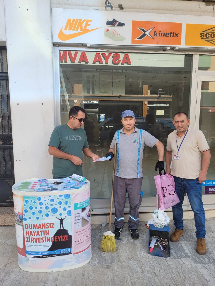 cayirovailcesm's tweet photo. 🌸 HALK SAĞLIĞI HAFTASI | 3-9 EYLÜL

#HalkSağlığıHaftası #KaybetmedenFarkEt  #DumansızTürkiye #GerçekDeğerSensin https://t.co/pARVzruxvA