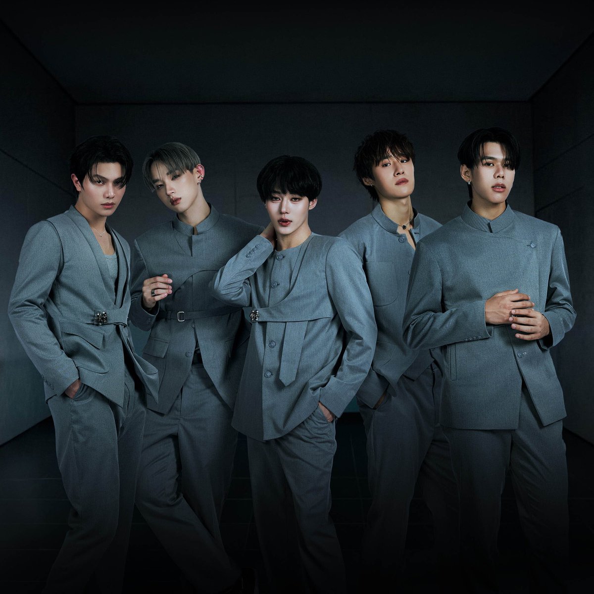 tpopchartss's tweet photo. เพลงของ Tpop กรุ๊ปที่อยู่บนชาร์ต Spotify Thailand ได้นานที่สุดในปี 2026 (September 7)

1. #PROXIEth, ขี้แง – 80 วัน*
2. #BUSbecauseofyouishine, รักมักยาก – 60 วัน*
3. #BUSbecauseofyouishine, ดีใจที่ไม่มีเธอ – 45 วัน
4. #BUSbecauseofyouishine, So Blue – 11 วัน
5. #4EVE - เหงา...เข้าใจ – 9 วัน*
6. #BUSbecauseofyouishine, คับเฮีย – 2 วัน
7. #LYKN, ถ้าเกิด – 2 วัน 

*still counting