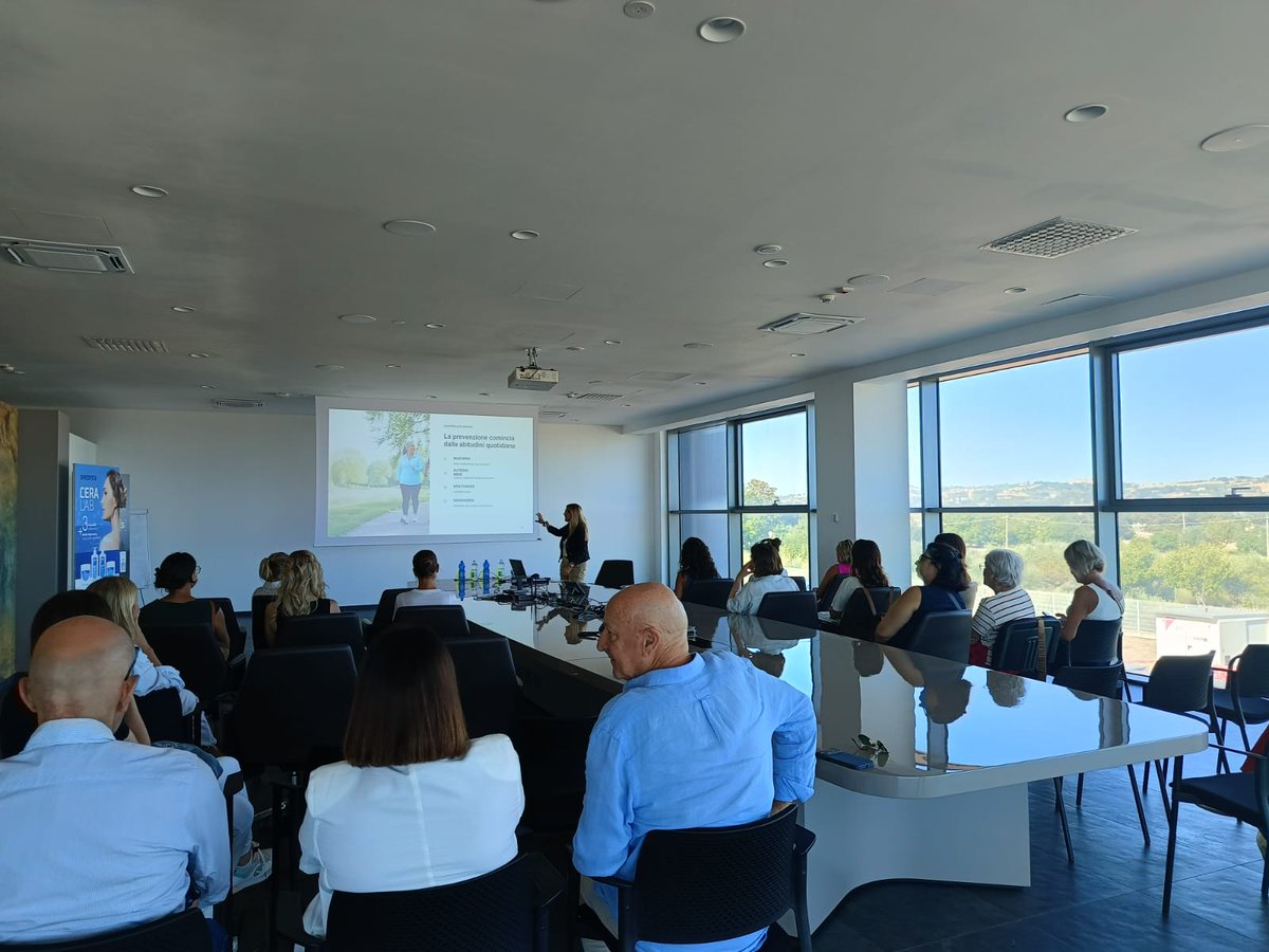 onehtfoundation's tweet photo. Sabato 5 settembre a Mondolfo, nelle Marche, One Health Foundation ha dedicato un’intera giornata alla #prevenzione e alla #salute grazie al progetto “Villaggio della Salute”. Abbiamo offerto visite gratuite e consulenze ai dipendenti e soci del gruppo SODICO. https://t.co/tAHTo7hydU