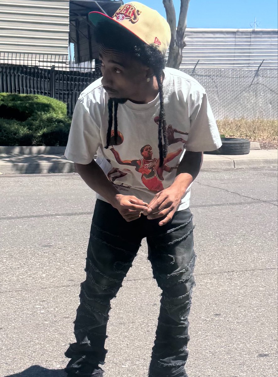 idkimhigh91's tweet photo. MR. Almighty HIMSELF ‼️🔥 https://t.co/AWN67J37xQ