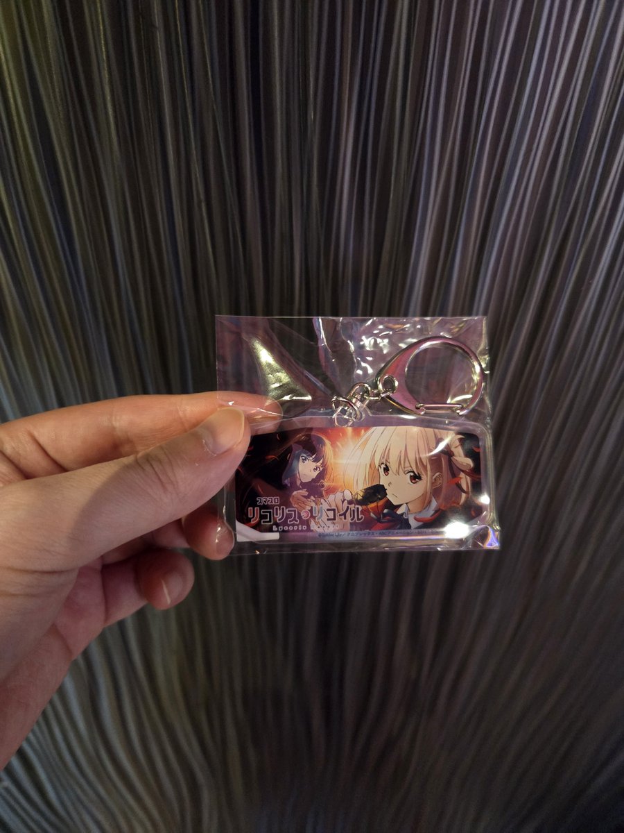 hide2385's tweet photo. リコリコ上位いれて伸ばしてちょいマイナスでギリ耐え
せっかくなのでキーホルダーだけ交換して終わり

STはめっちゃおもろいけど通常キツくて総じてカバネリと同じ様な感想
高設定は打ちたい https://t.co/PwIy0cYuAS