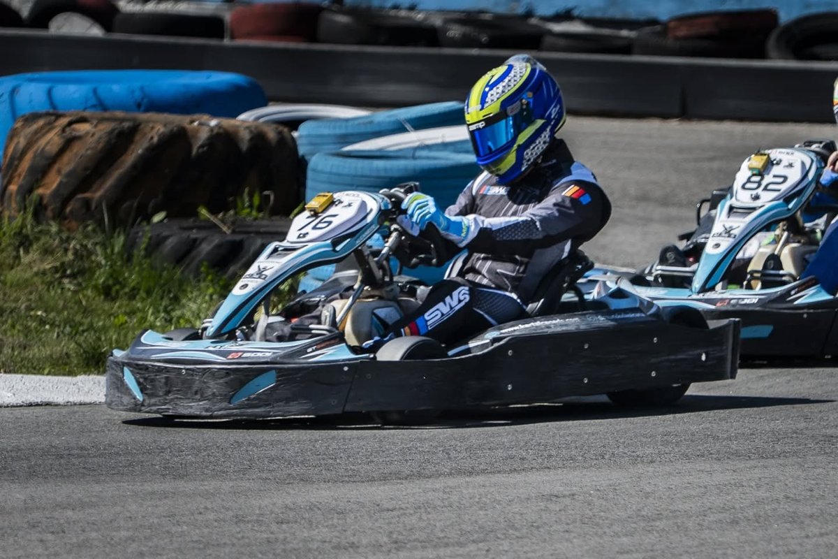 SilasLewy's tweet photo. Looking good on and off the track. Nothing beats seeing our helmets and accessories out in the wild. Thanks for the tag! If you’ve recently upgraded your setup, we’d love to see it too. https://t.co/r2G7qx4GyP