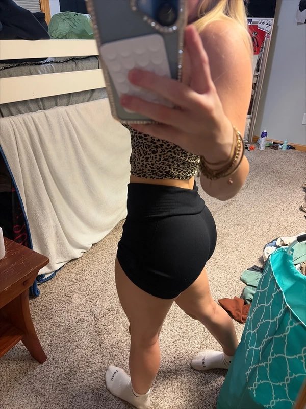 vntdbops's tweet photo. spandex biker shorts 

ilovelilpeep22 https://t.co/riP7VObhyy