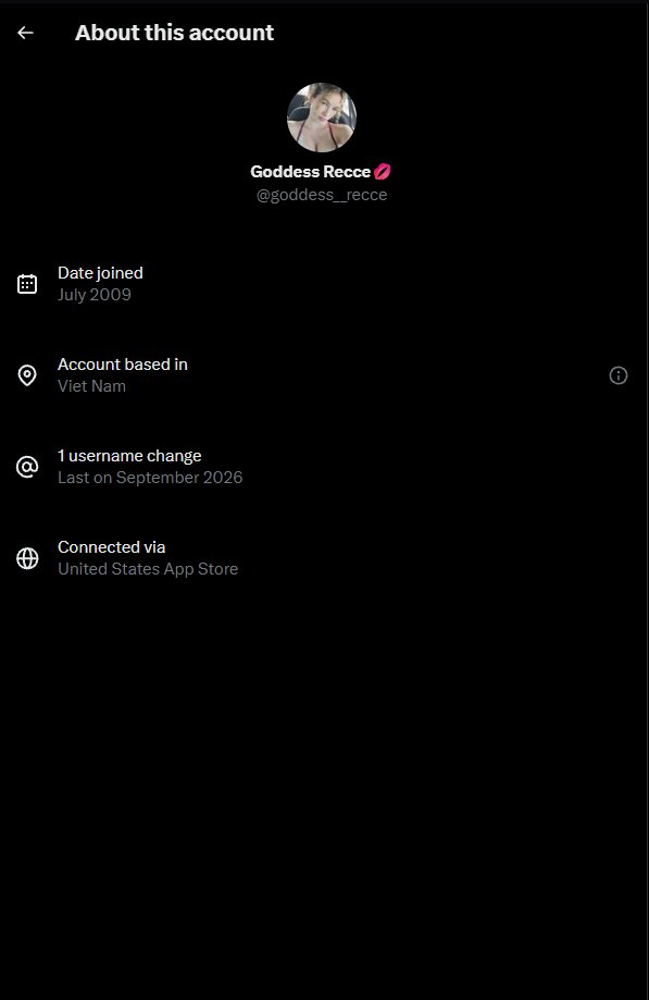 ScamExposer12's tweet photo. 🚨 SCAM ALERT 🚨 

these accounts :
1-@Goddess__reecce 
2-@goddess__reece 
3-@goddess__recce 
4-@g0ddessmeg1 
is impersonating another Findom creator.

Real account is : @goddess__reese
 
help us cleaning the findom community from scammers
   
🚨Report and block these accounts 🚨 https://t.co/SAUOUqi0K8