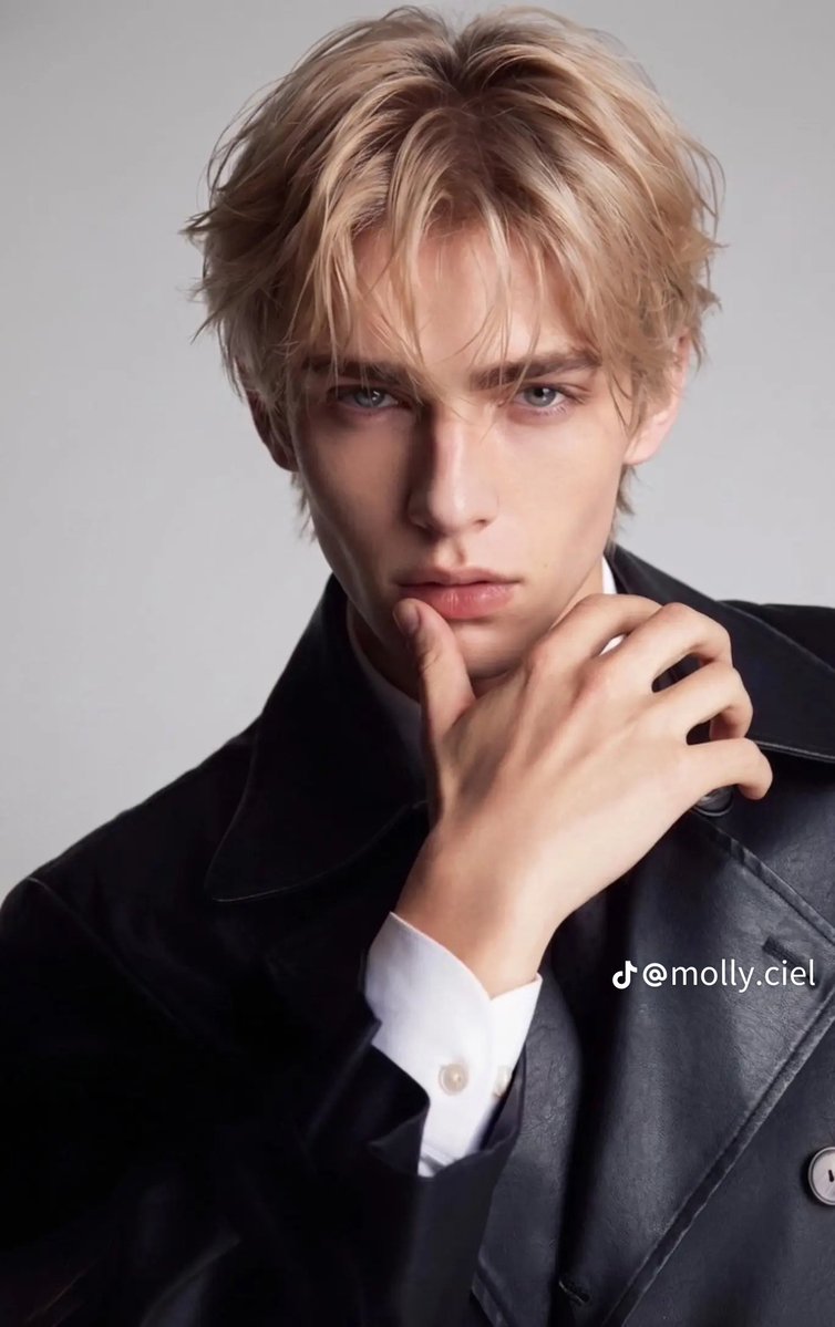 mag1811669's tweet photo. I would love to share my favourite seme (top) cause I just want to flex their strikingly &amp; ungodly handsome face 😁😌🤭 — a thread

*it's my very 1st time making a thread, I had to Googled how*

#BlazeOnUs 
#mantoman
#Reelix
#OathOfTheWolfKnight

#aiBLshort
#bl
#shortdrama https://t.co/IOnfby6wCK