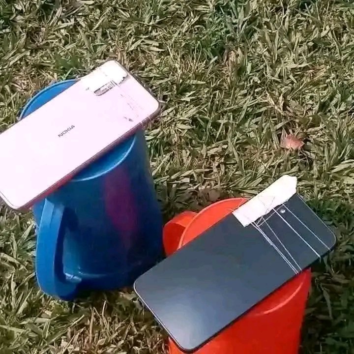 rubemgto's tweet photo. Funika camera, weka kitu soft chini then achia jua kazi yake 😁 https://t.co/v9aeQi3EZW