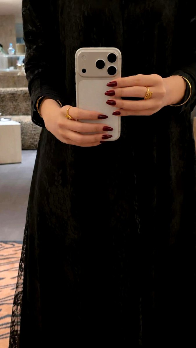 Noidentitynoo's tweet photo. #Pakistan #Pakistani #TikTokPakistan #InstaPakistan #ViralPakistan #ExplorePakistan #Lahore #Karachi #Islamabad #DesiVibes #PakistaniFashion #PakistaniStyle #FYP #Foryou #Foryoupage #Trending #Viral #ExplorePage #ReelsPakistan #TrendingNow https://t.co/TzBs7KpTzz