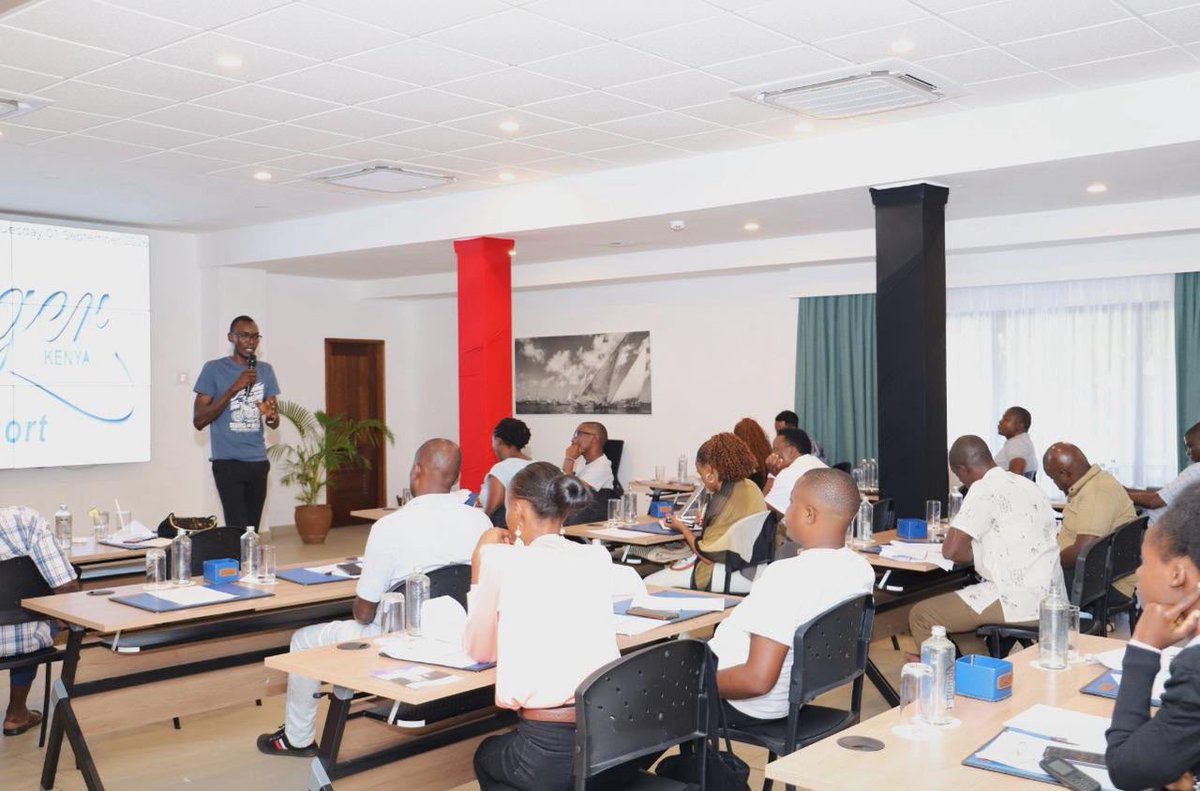 DefendersKE's tweet photo. Recognizing the vital role of journalists in reporting on enforced disappearances, elections, policing, and accountability, Defenders Coalition and the Missing Voices Coalition @MissingVoicesKE brought together 22 journalists across the country  for a four-day training to strengthen human rights reporting.

Through the training, we had insightful networking sessions with criminal justice sector actors and duty bearers to better understand their mandates and roles in policing and accountability, including @NPSOfficial_KE , @DCI_Kenya , @NPSC_KE , the Witness Protection Agency(WPA), and @IPOA_KE 

To better understand the context journalists operate in, we also explored historical trends in election security, identifying early warning signs of election-related violence and human rights abuses.

The training also covered digital and physical security, data protection and digital rights, and wellbeing crucial for journalists to be able to continue with their work safely .