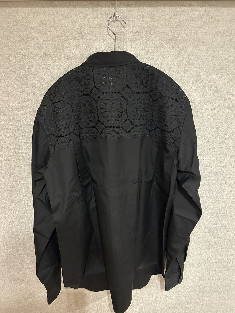 misonoreds's tweet photo. 2回目は予約してコムコムのジャージバルーンとプリュスのレースブラウス！
ジャージバルーンは妻が去年購入して重宝してるのを見て欲しかったのでようやくゲット出来ました🙌
Lサイズなのでサイズもバッチリ✌️

レースブラウスはルック25のブルーの縦ストライプも良かったので今度購入するかも？ https://t.co/lqo1VXt1vc