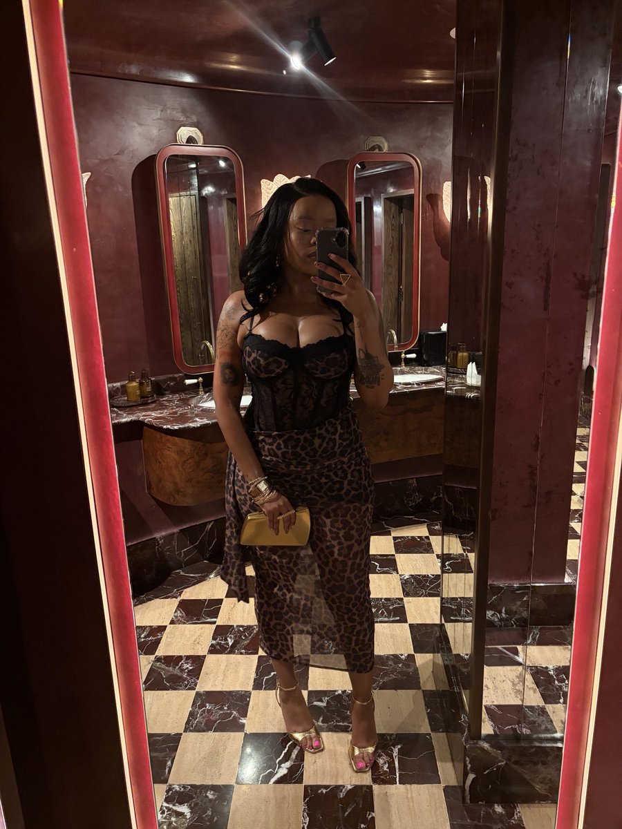 Fif_laaa's tweet photo. Spend 4k on meee ✨ https://t.co/ZYvQbmiwKs