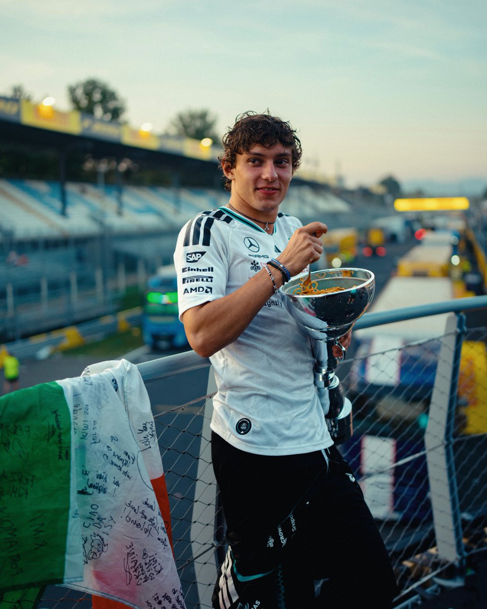 raveehirunkitt's tweet photo. he really said this trophy is my pasta bowl now😭 https://t.co/1tr6ouVev0