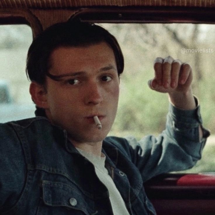 dykefrankcastle's tweet photo. #petershane except shane and rick ran off together after hershel's farm and peter is some kid they find in the woods

CW: dubious consent, blackmail, virgin kink

dead dove do not eat https://t.co/Q3J18awJuY