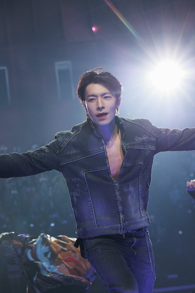 be4beingadog's tweet photo. 20260906

Donghae First Solo Encore Concert Alive 

Cow boy🔫 

@donghae861015 @SJ_DnE_official 

#SuperJunior #슈퍼주니어 
#DONGHAE #동해 https://t.co/sMYmZArcwL