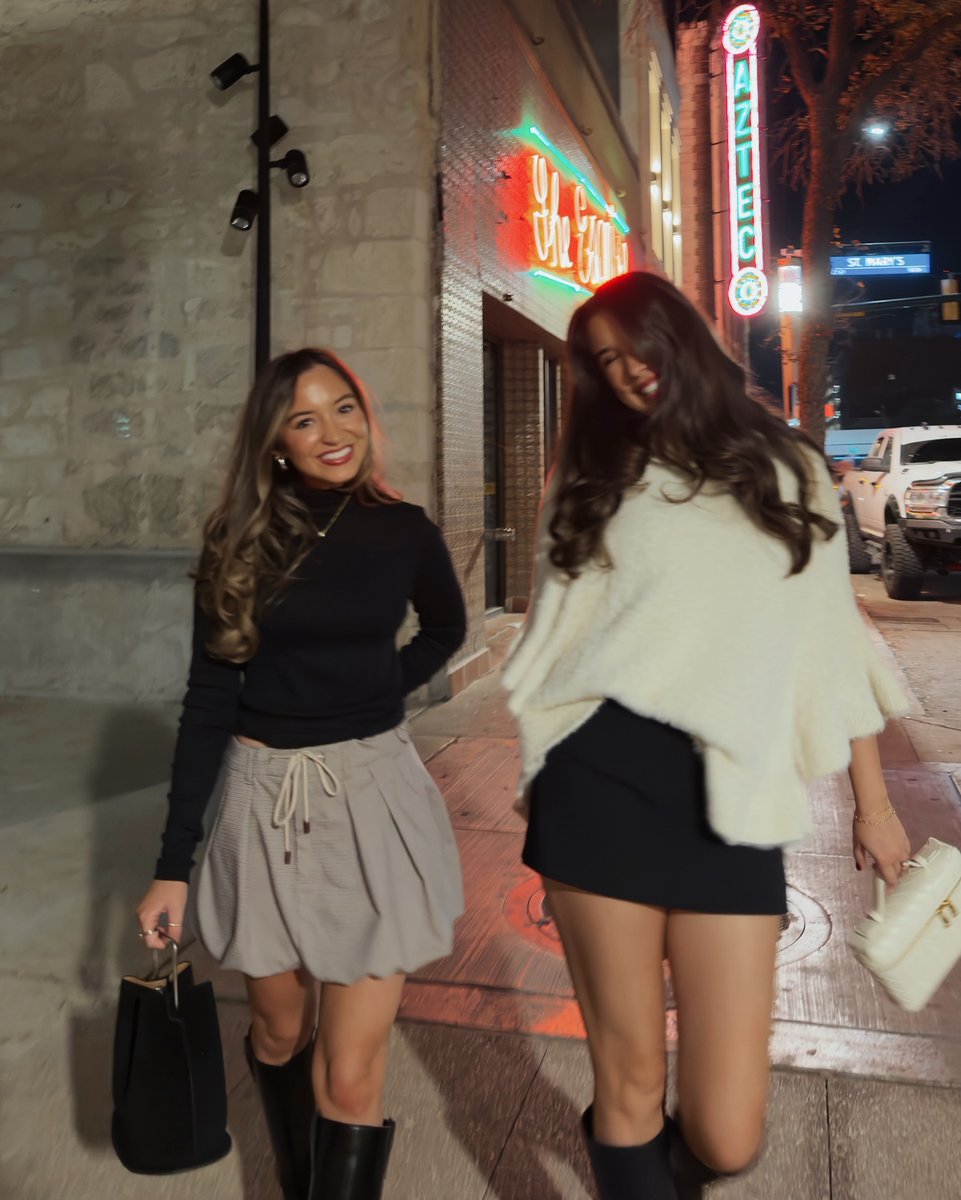 CleliaEickmeyer's tweet photo. This post is an ode to hometown friends, Rhode closing and their impeccable dresses, a poncho I bought at 13, and HSS Dance. https://t.co/BHpzqkBXFJ
