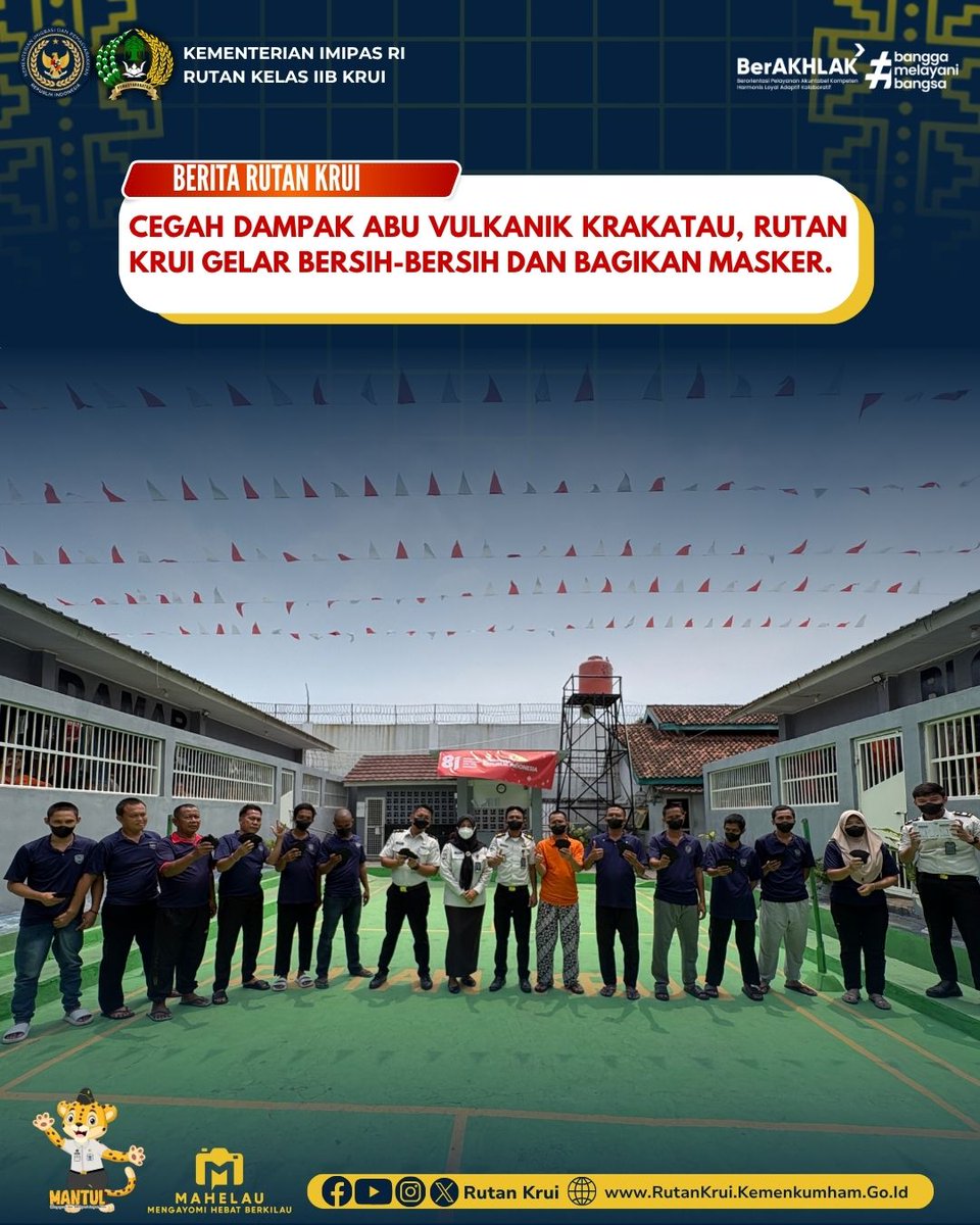 RutanKrui's tweet photo. Cegah Dampak Abu Vulkanik Krakatau, Rutan Krui Gelar Bersih-Bersih dan Bagikan Masker. https://t.co/tRxK3utvXJ