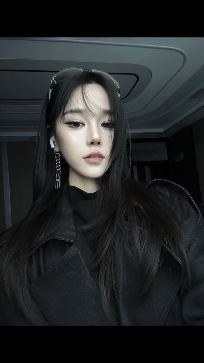 yaderingiii's tweet photo. #母狗 #射屏  #贱货 #反差婊 #肉便器 #精盆  #淫娃 #贱逼 #侮辱  #调教 #骚货  #羞辱   #辱骂 #女神婊  #反差  #母畜 你就是个表面装清纯实际淫荡骚贱的母畜，渴望被羞辱压榨玩弄的低能畜生烂婊子精��，骚逼每一寸嫩肉一下一下的撞击着子宫口骚逼里的淫水被肏的四处飞溅 想参加竞选曝光的私信 https://t.co/lIyaASJGMe