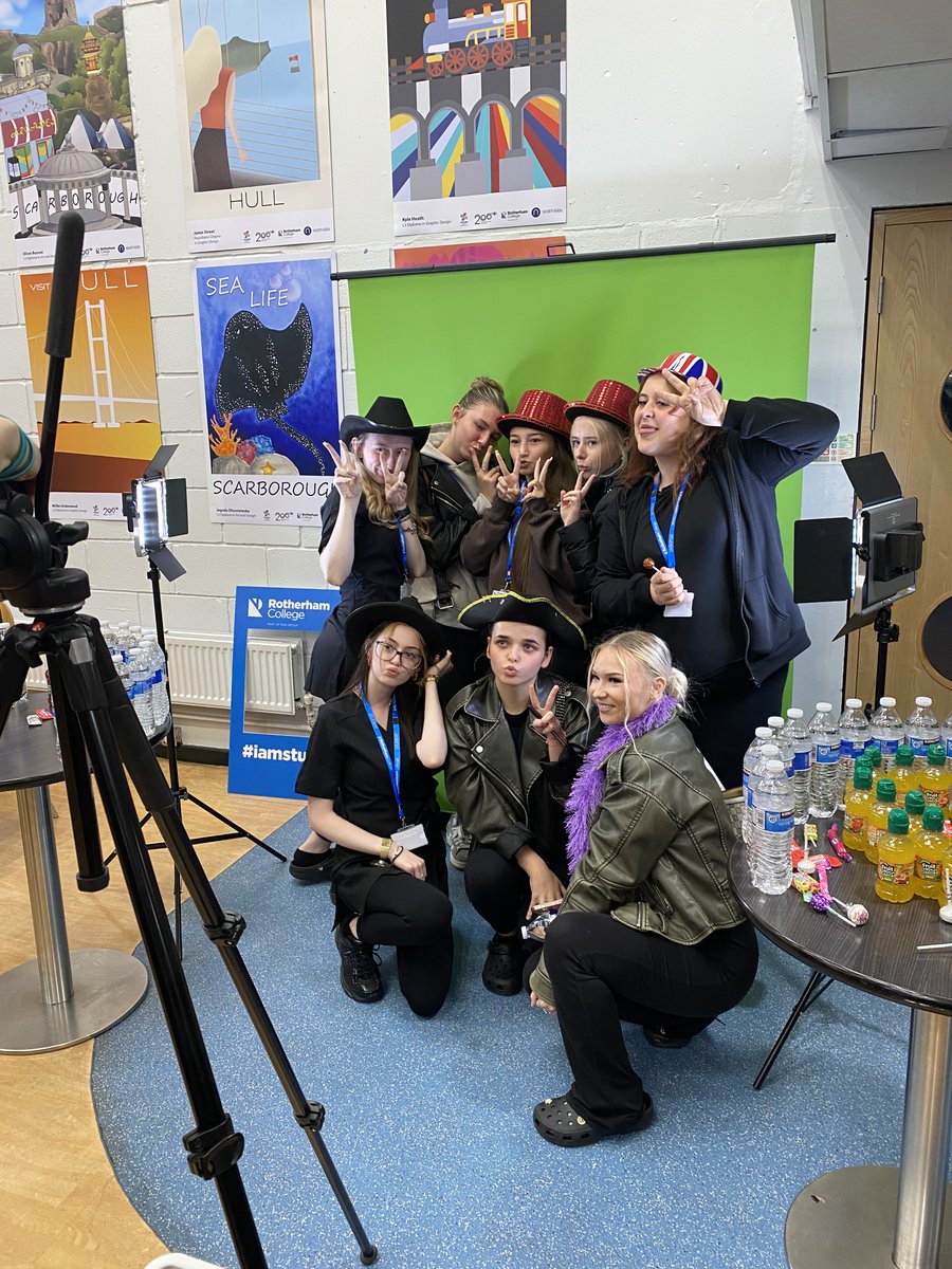 RotherhamColl's tweet photo. September Sign-Up Week is here!
Looking to get involved at Rotherham College? Come along to our Sign-Up Fair in the Refectory on Wednesday 9 September, 9.30am–3pm.
https://t.co/RZSzojHKRU
#SeptemberSignup #College #Rotherham https://t.co/WmGyMtiNqu
