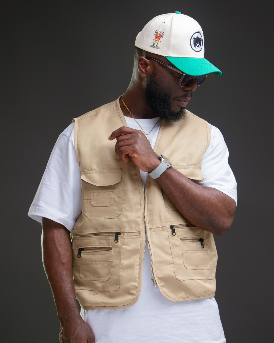 ChimwasuChaks's tweet photo. Randoms At AliNafe Photography
📸: AliNafe
🧢: @bearwithme_zm (COMING SOON)
#BearWithMe #BearWitness #BearWithChef187 #LoveBearsAllThings #merch https://t.co/kagYszAhW5