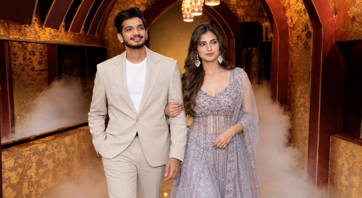 dilberkhandhad1's tweet photo. So, it’s official! 🔥

Mastermind Munawar Faruqui and the Rebellion Queen #Farhana are entering the #BiggBoss20 house as guests .

They’re all set to help bring out the real personalities of the contestants .

Are you excited, #Munawar and #Farhana fans, to see them back in the Bigg Boss house once again? 

#BiggBoss20 #MunawarFaruqui #Farhana #BiggBossOnJioHotstar #BB20
