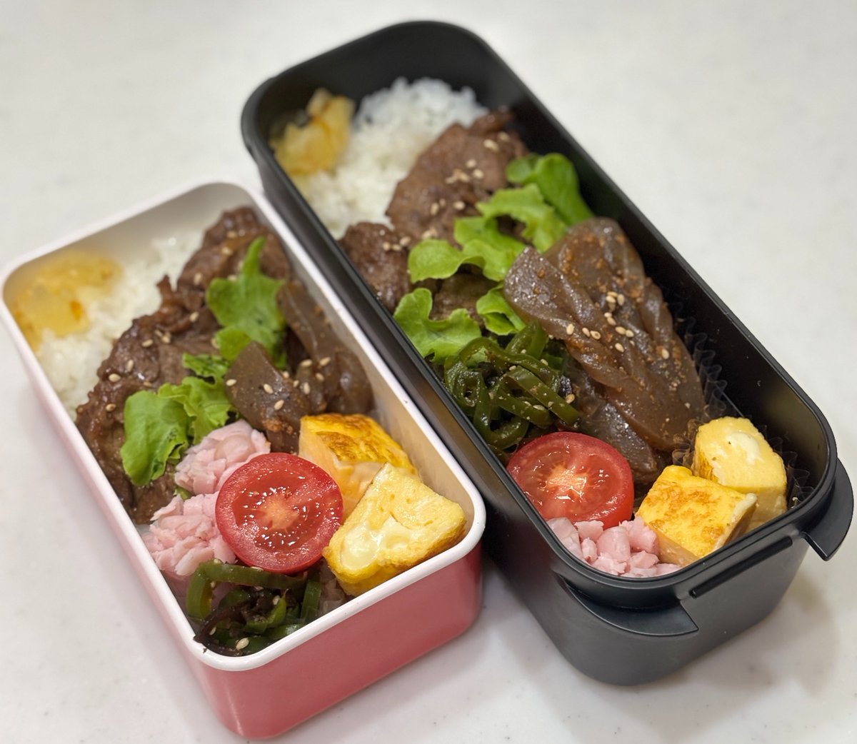 OutputFeri's tweet photo. 今日のお弁当。
高2息子・中2娘の2人分。

朝夕随分と涼しくなりましたね。
秋到来🍂
嬉しい☺️

#お弁当
#女子中学生
#男子高校生 https://t.co/PSzybGrRCg
