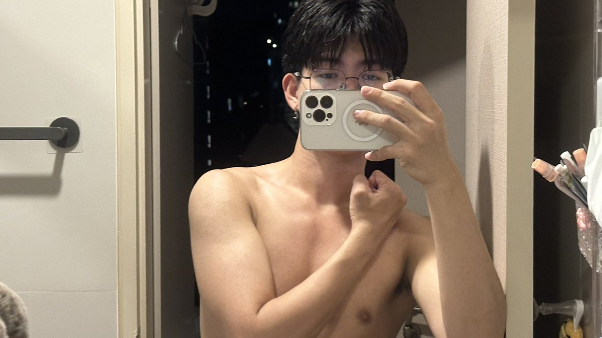 xhalqmz's tweet photo. Auan mak https://t.co/4Jns2Smve2