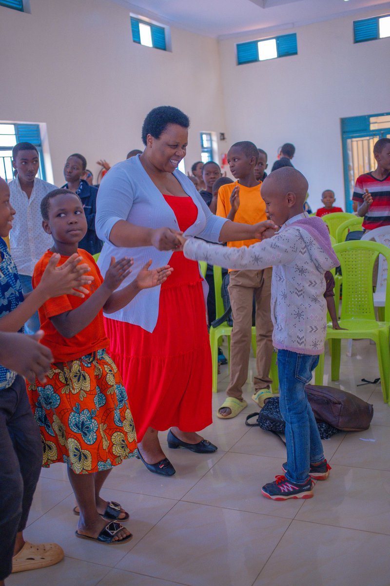 treeofhope_joy's tweet photo. TREE OF HOPE &amp; JOY sincerely appreciates the local leaders from the three sectors where the HUMURA MWANA WANJYE Project operates (Gatsata, Gisozi, and Jabana) for their strong collaboration, support, and active participation in making this initiative a success. https://t.co/3sLLiPGY3J