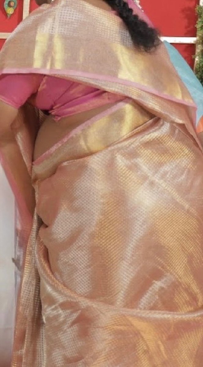opi00idz's tweet photo. follower oda mom. intha mari lam nerla patha epudi kai adikama iruka mudiyum 🥵 https://t.co/hCBi8Wcyih