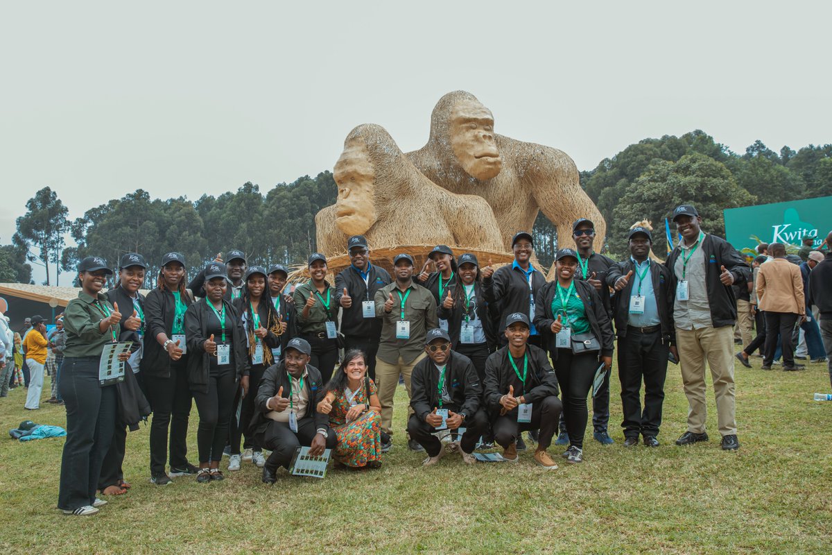 ARCOSNetwork's tweet photo. This week, @ARCOSNetwork  joined fellow conservationists, partners, and community members at Kinigi for #KwitaIzina21, celebrating Rwanda’s incredible strides in gorilla conservation. Congratulations to @RDBrwanda and all partners for another impactful edition! https://t.co/oFZ6CBxINm