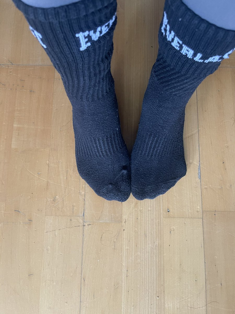 hcoco1592's tweet photo. These feet are about to do a big sweaty workout💦🦶🏾 Who wants to see them afterwards?😏 DM me. No losers or time wasters 💋 https://t.co/4F4ydi1gsY