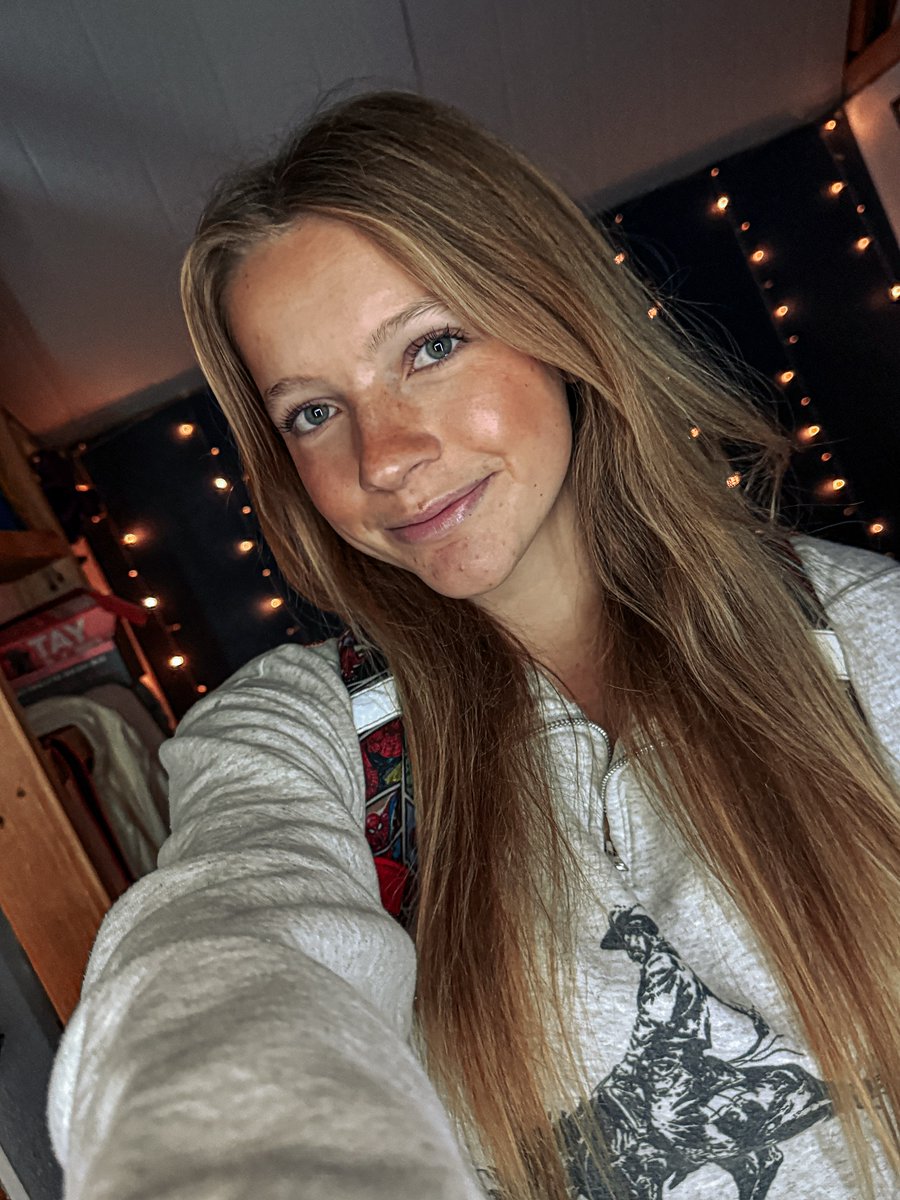 MozellaBodi's tweet photo. Random selfie post https://t.co/O8Puw1zIto