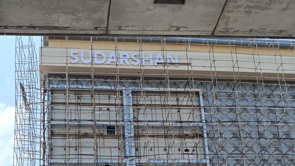 AgentAMAR_'s tweet photo. AMB CLASSIC SUDARSHAN Mall, RTC x Roads, Hyderabad.
#IMAX #MaheshBabu https://t.co/jQwPF0FNZl