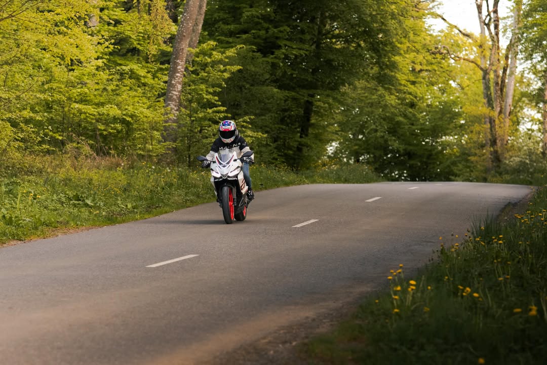 MeghanHokula's tweet photo. Aprilia RS457 @camille_g94 https://t.co/Qf3g5rzxkb