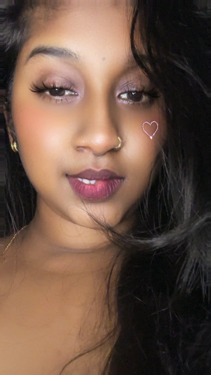 stolenstaresss's tweet photo. Oooops caught serving face again👀👅 https://t.co/jJKIrRjGIk